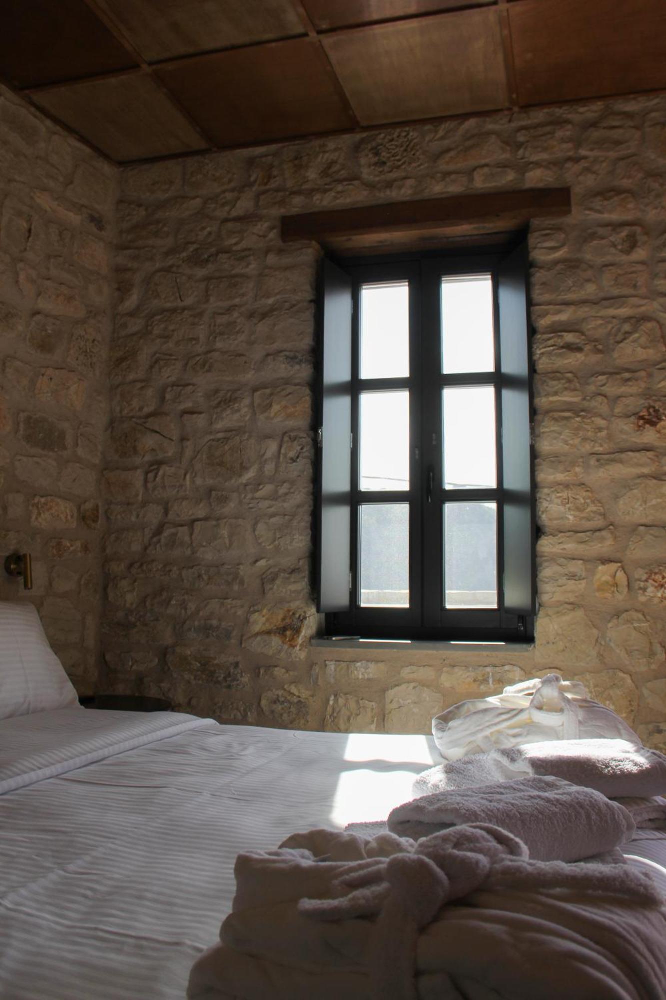 Lithero Suites Stemnitsa Exterior photo
